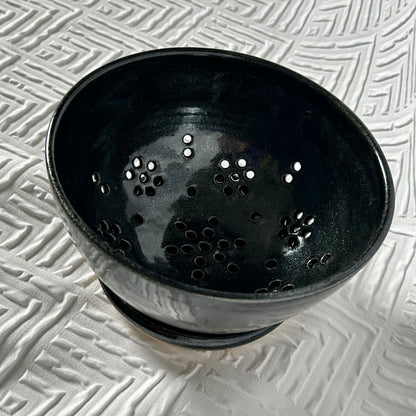 Black Sparkle Berry Bowl