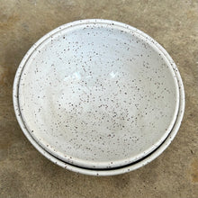 Load image into Gallery viewer, Farmhouse White Speckle Nesting Bowl Pair