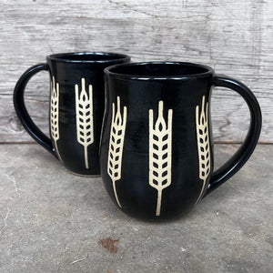 Black Sparkle Vintage Wheat Mug
