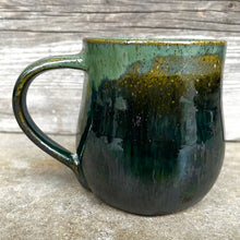 Load image into Gallery viewer, Emerald/Metallic Silver Belly Mug